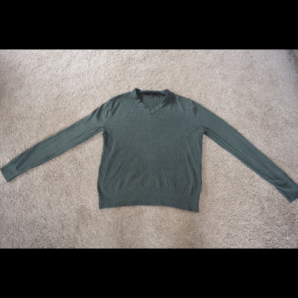 Banana republic green men long sleeve